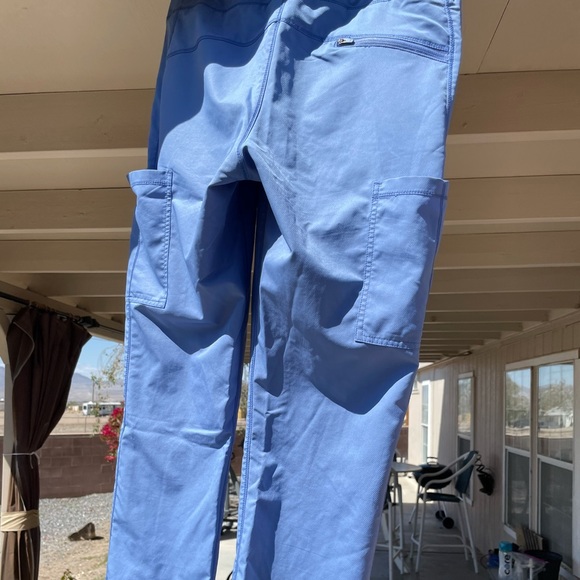 Nurse/EMT Scrubs Dickies brand and HeartSoul! - Picture 15 of 16